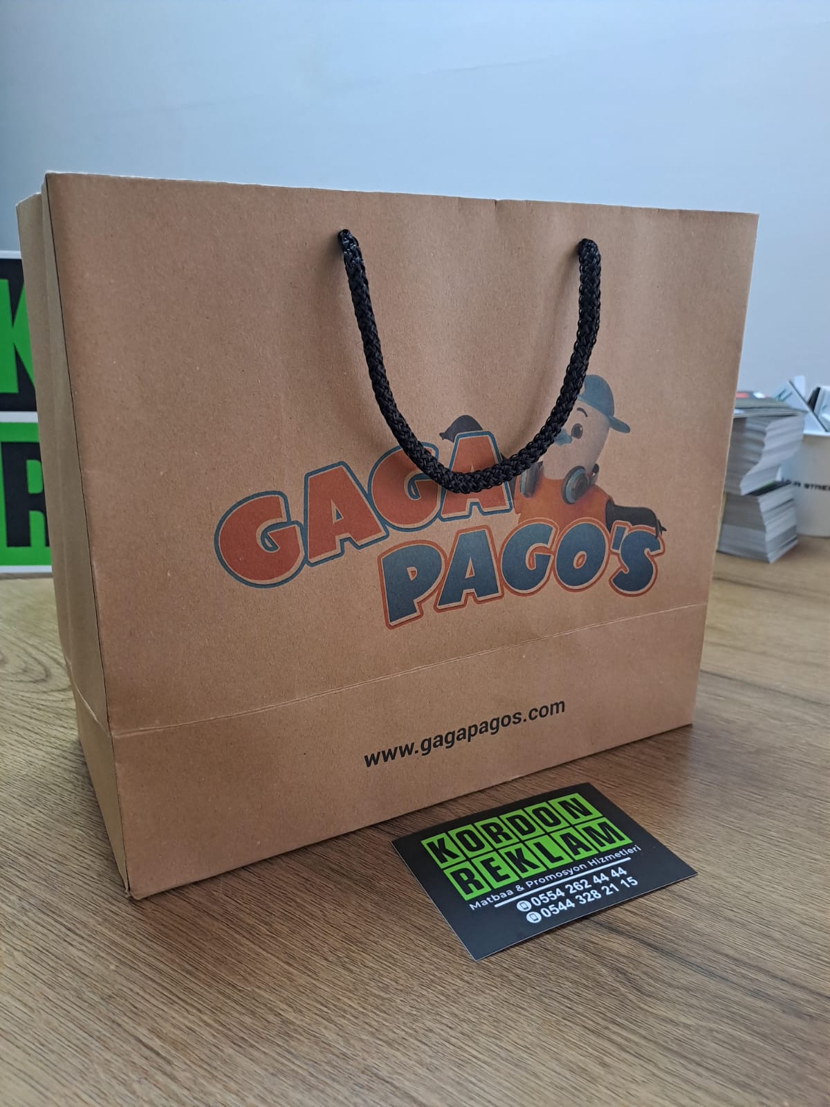 Baskılı Karton Çanta - 17